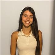 Soy estudiante y a pesar de no tener experiencia me encantan los niños y aprendo rápido.